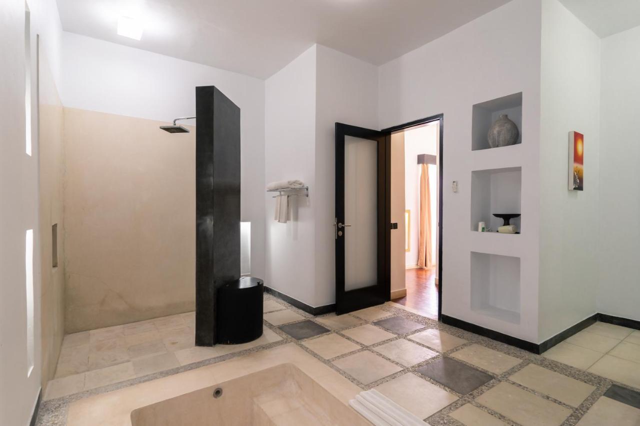 The Seminyak Suite - Private Villa Екстер'єр фото