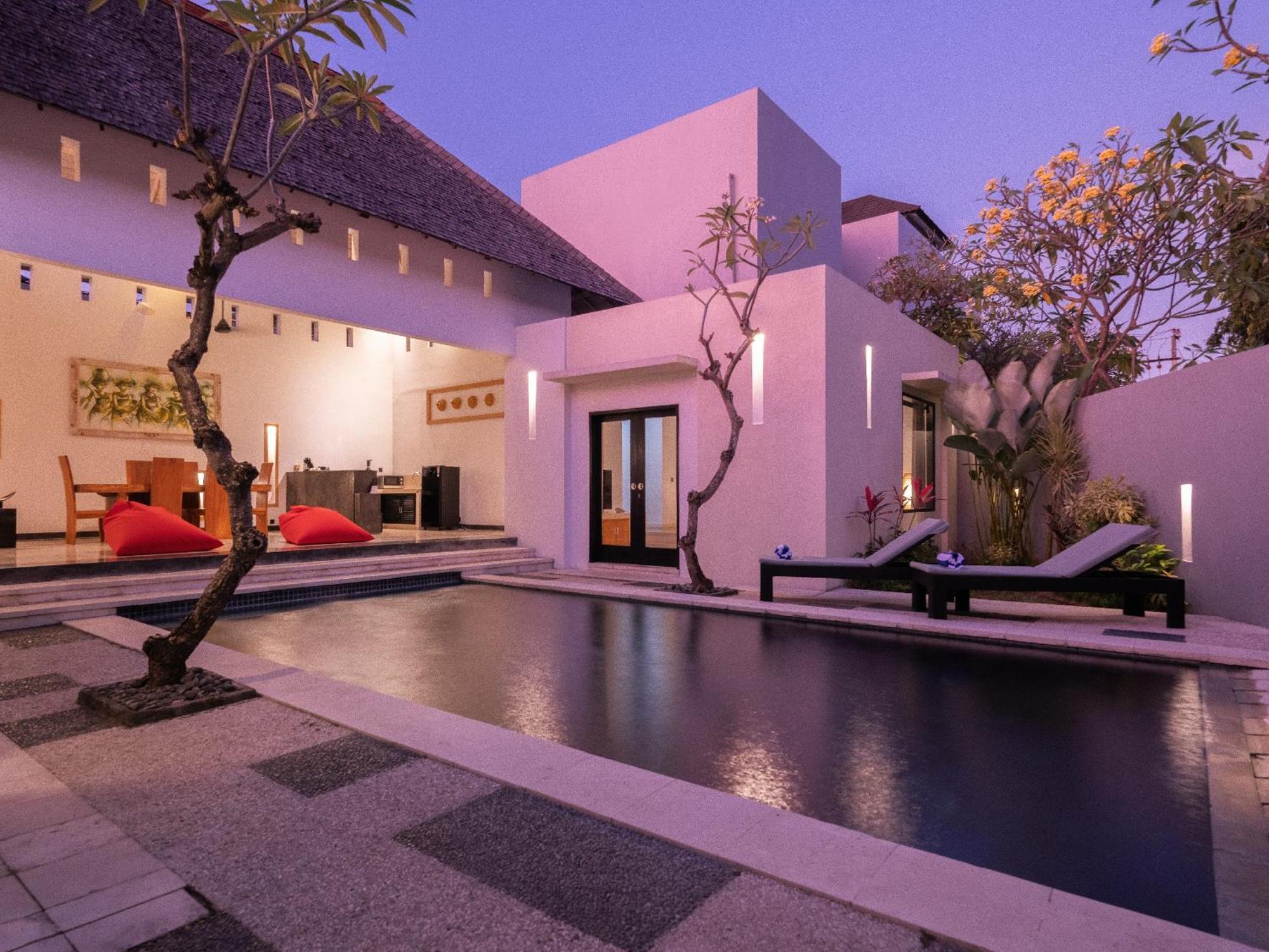 The Seminyak Suite - Private Villa Екстер'єр фото