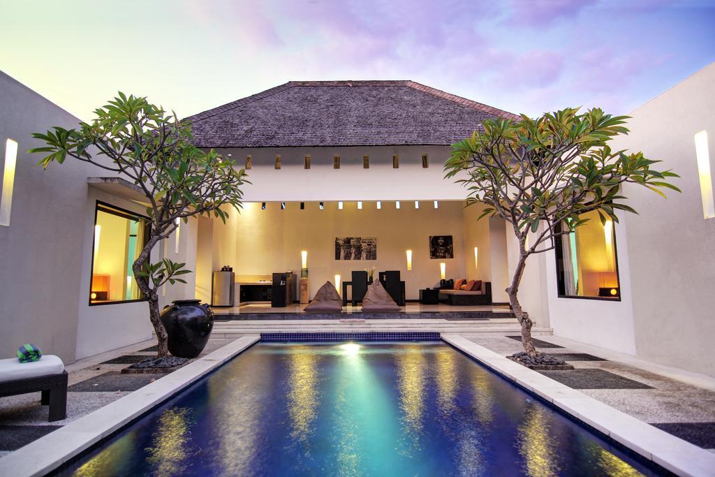 The Seminyak Suite - Private Villa Екстер'єр фото